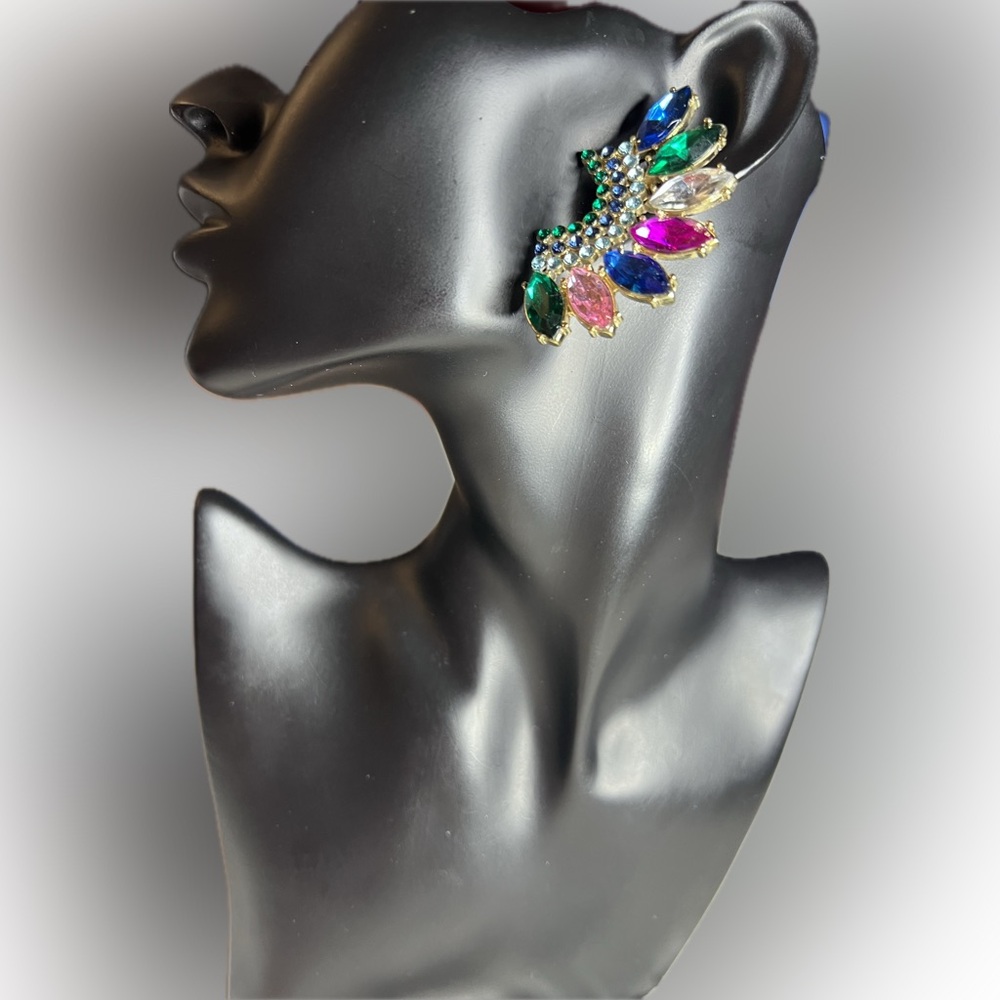 Vintage Style Crawler Statement Earrings Multi-Colored in Gold Tone Setting